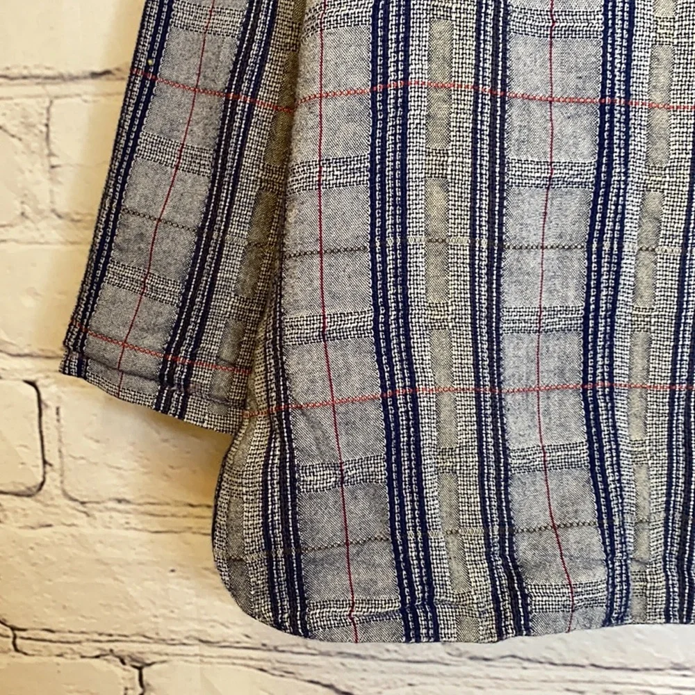 Old Navy Girl's Blue Plaid Jacket Size 5T